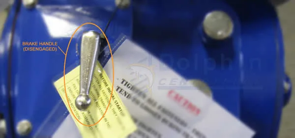 Disc centrifuge brake handle in disengaged position - check before startup